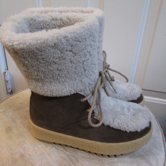 new MONTELLIANA 1965-Sonia Shearling-Trimmed Leather Booties Sz 36 - Picture 1 of 16